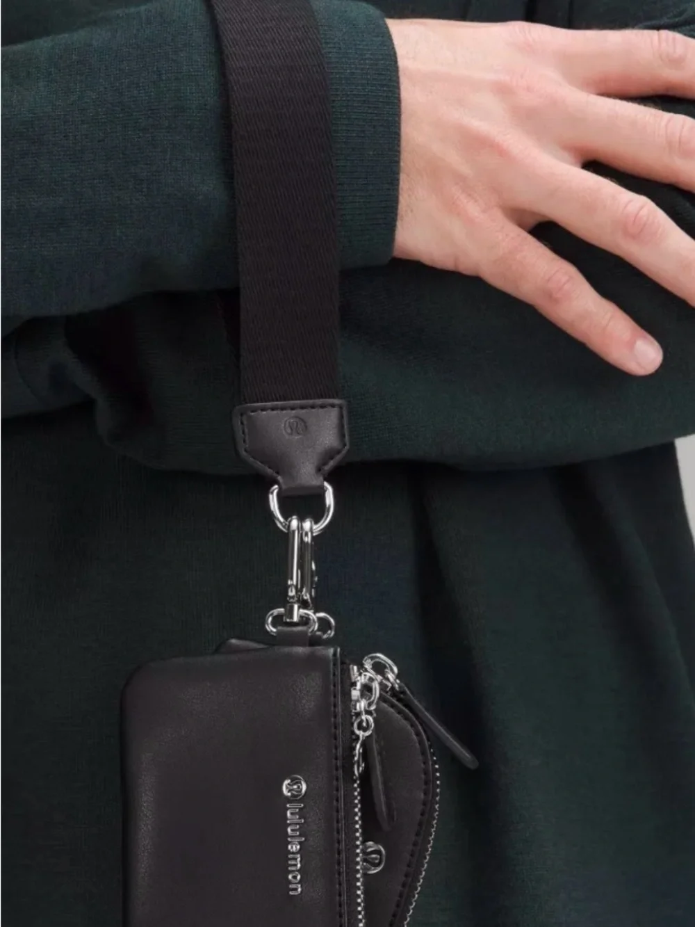 lululemon athletica Black Dual-Zip Wristlet Key & Card Holder Set. Brand New!